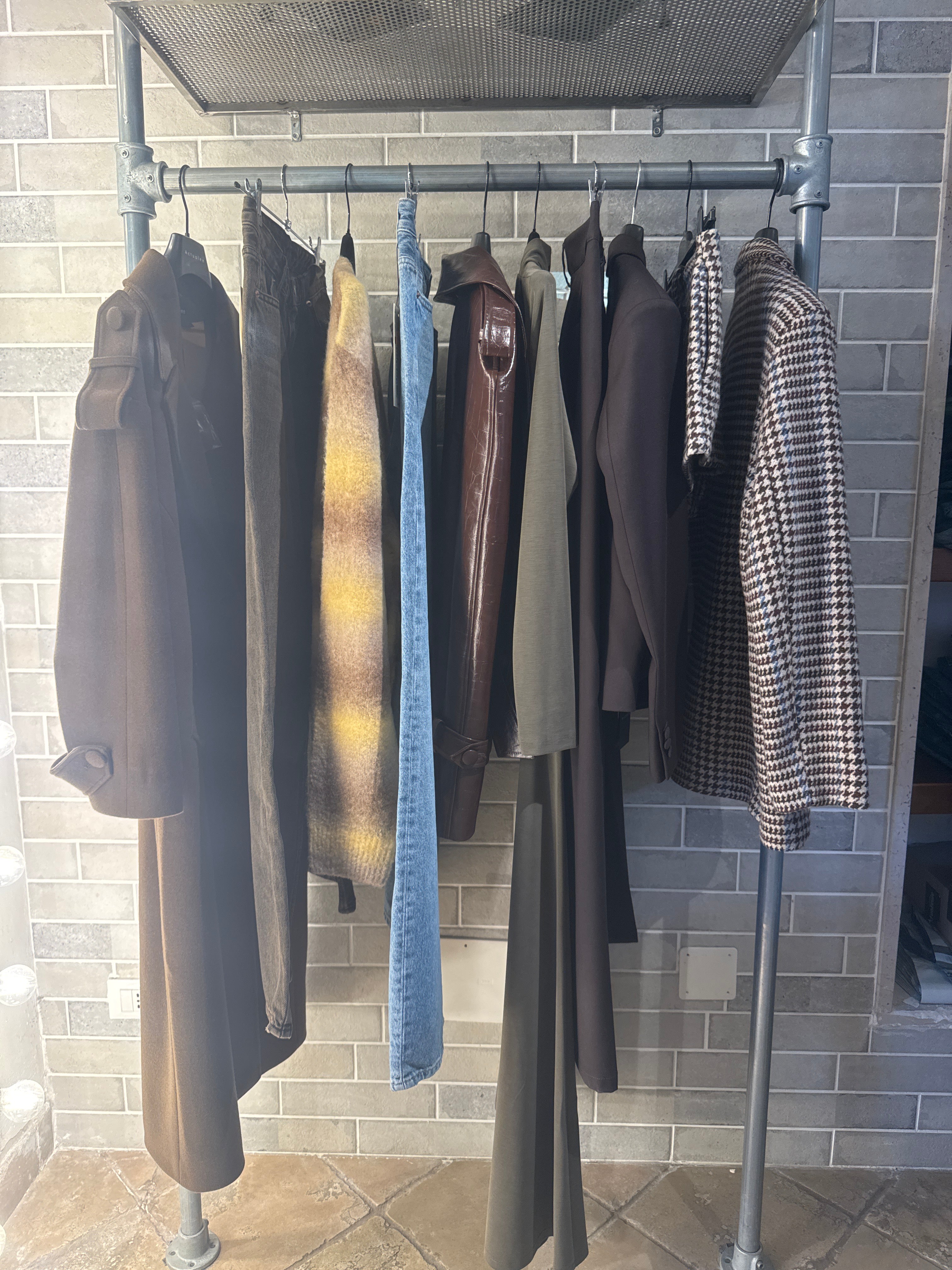 ABBIGLIAMENTO