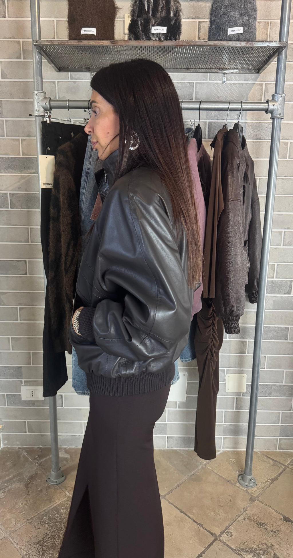 BOMBER