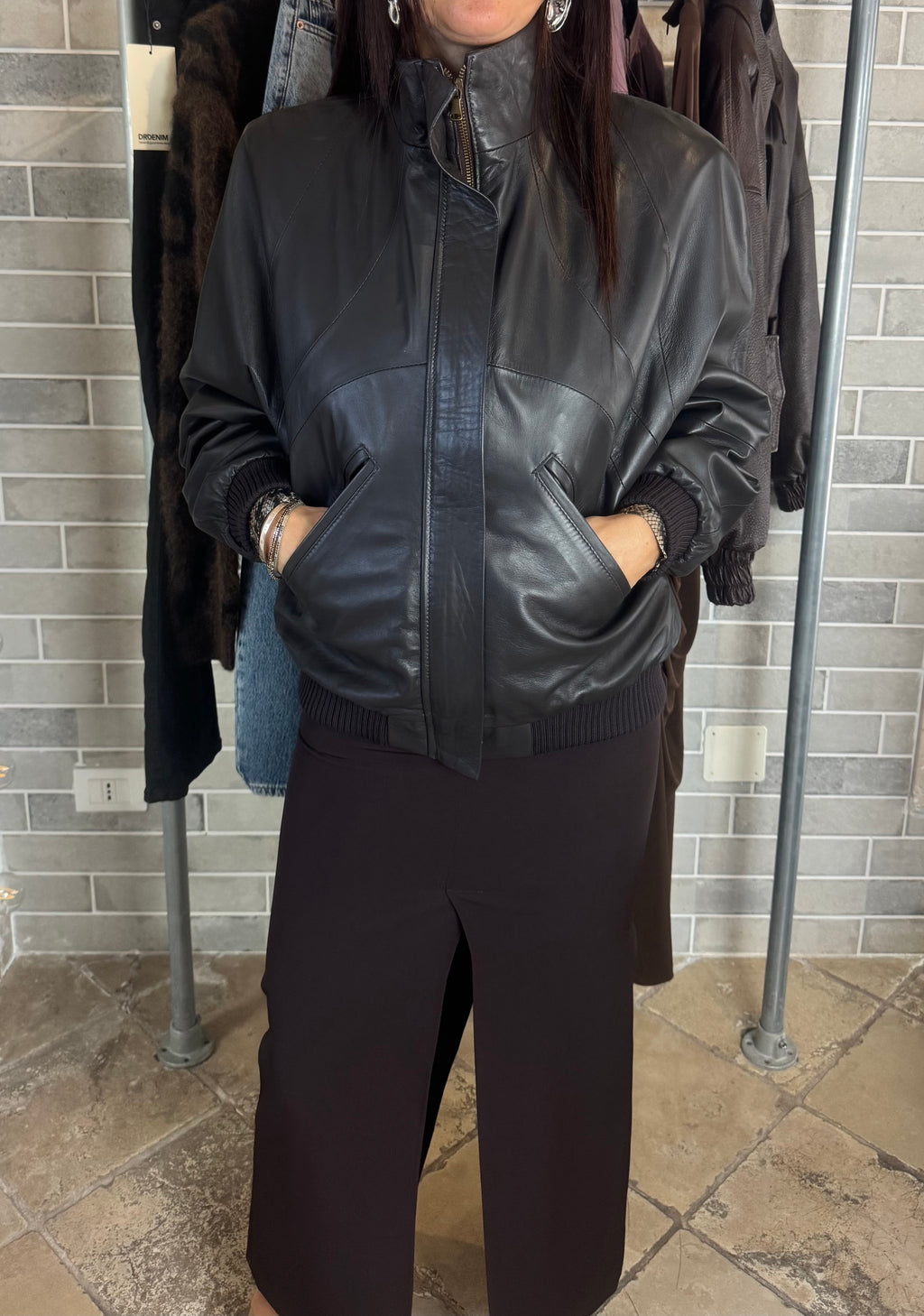 BOMBER