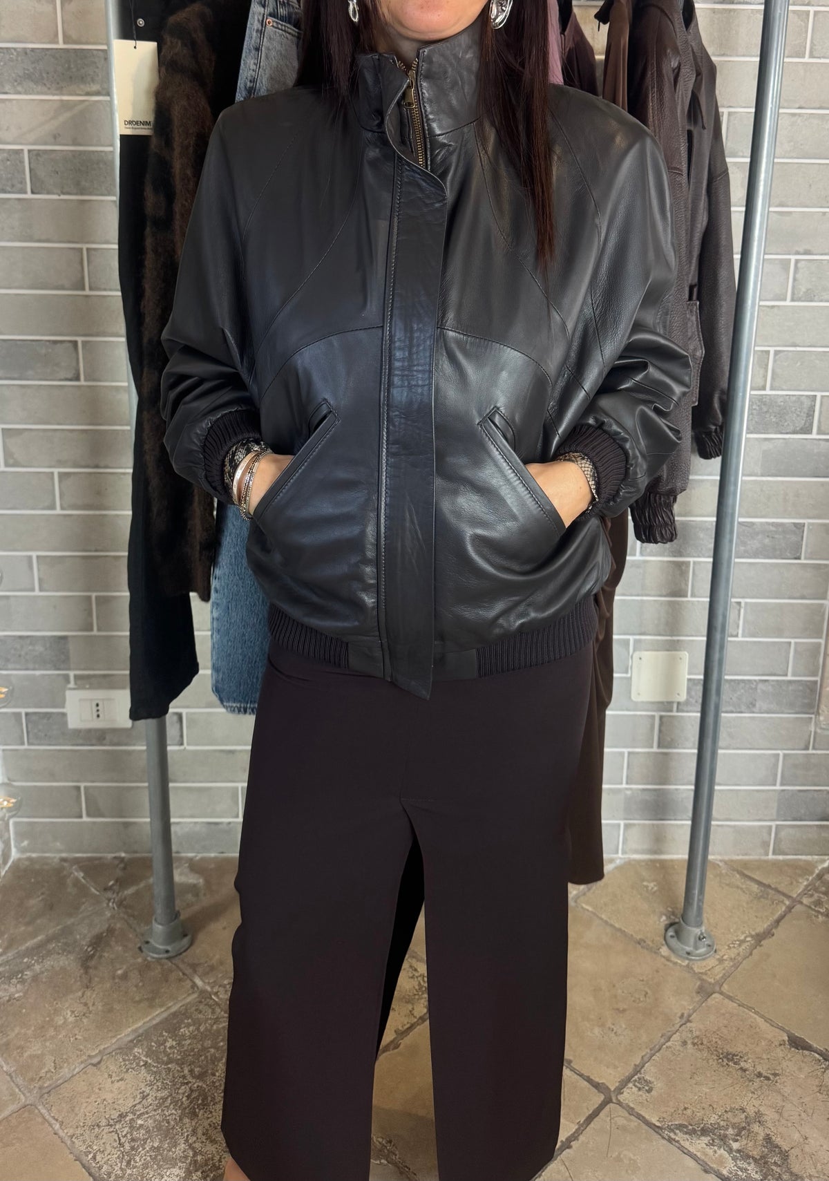 BOMBER