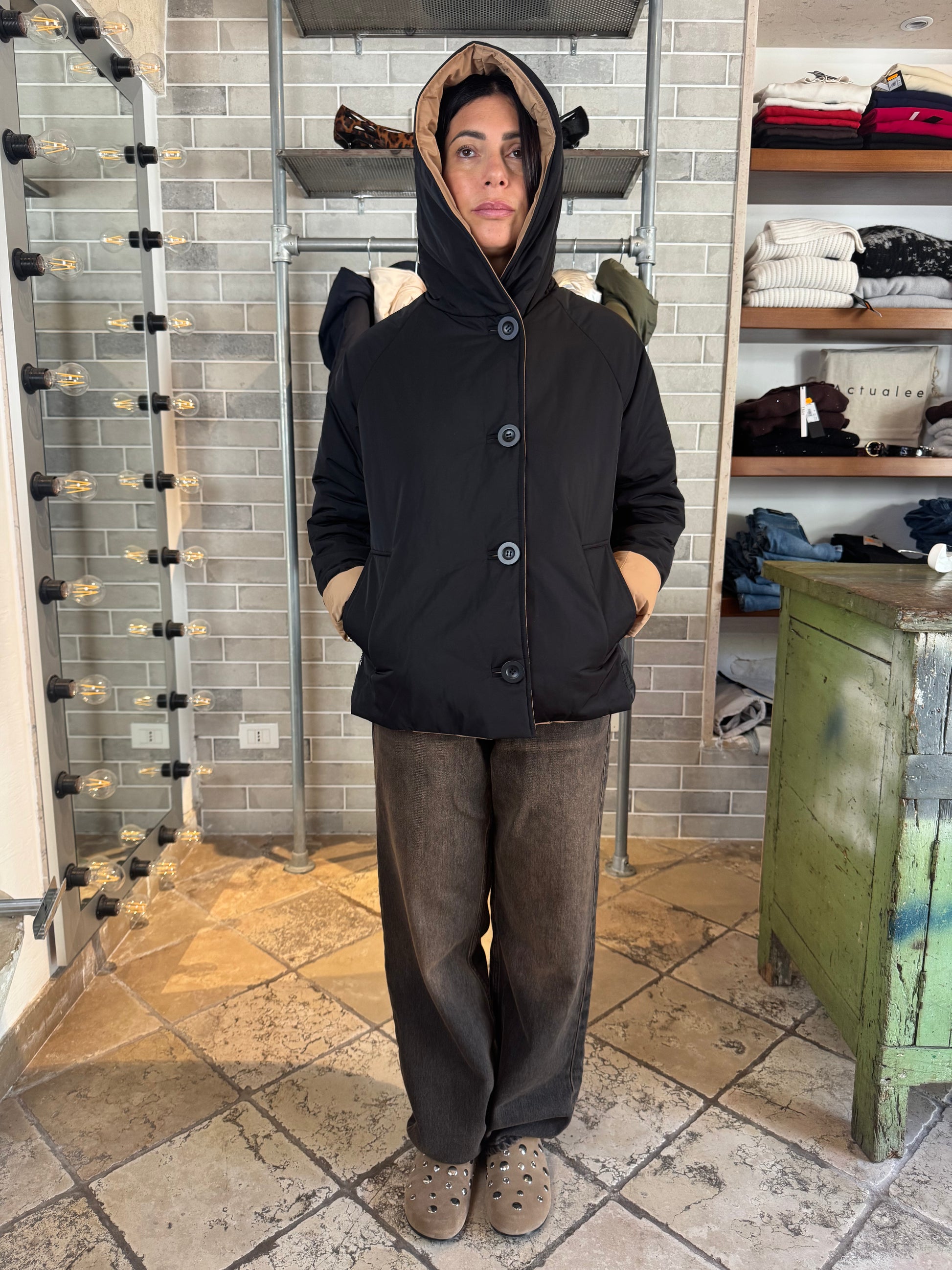 REVERSIBILE NERO CAMMELLO CORTO