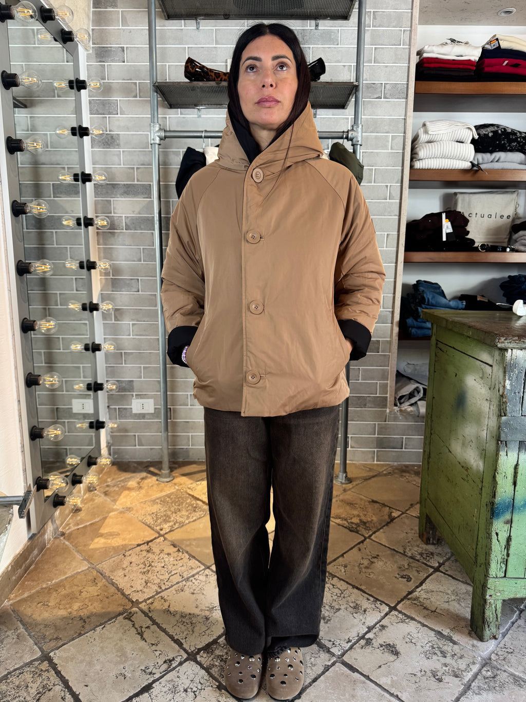 REVERSIBILE NERO CAMMELLO CORTO